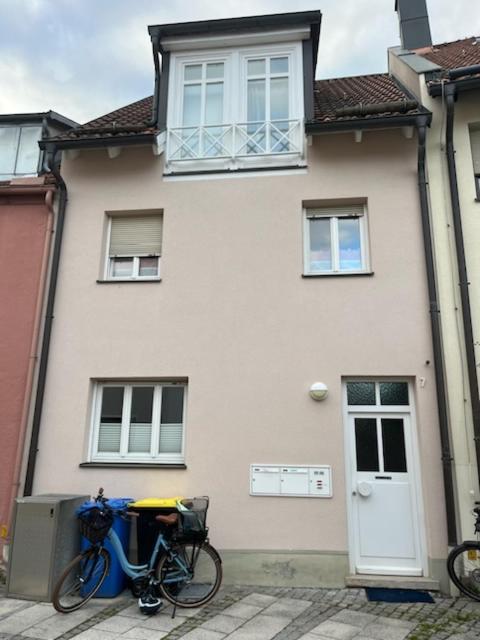 Freitraum Apartments No3 City Mit Eigenem Garten Бад-Нойштадт-ан-дер-Зале Екстер'єр фото