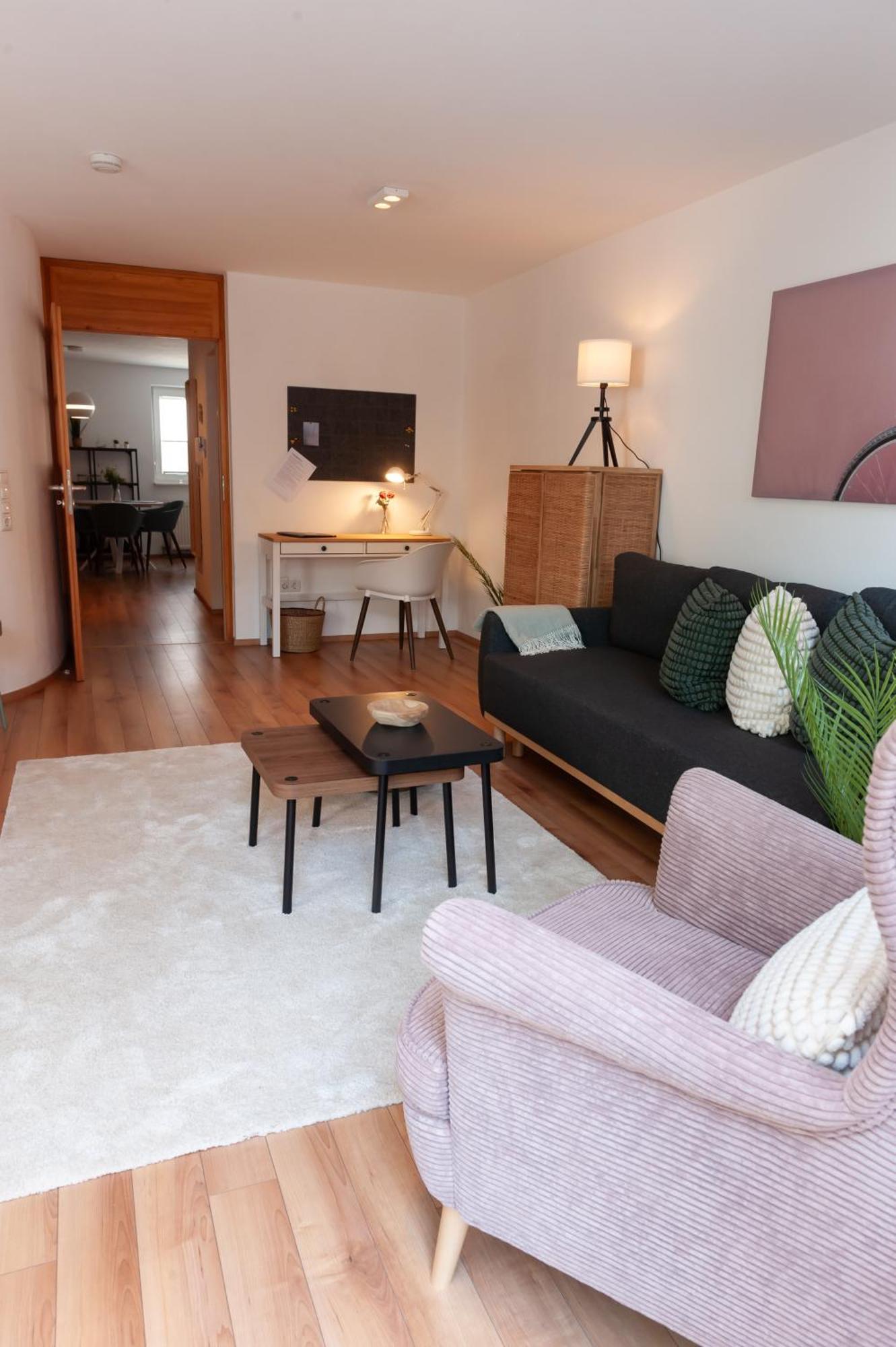 Freitraum Apartments No3 City Mit Eigenem Garten Бад-Нойштадт-ан-дер-Зале Екстер'єр фото